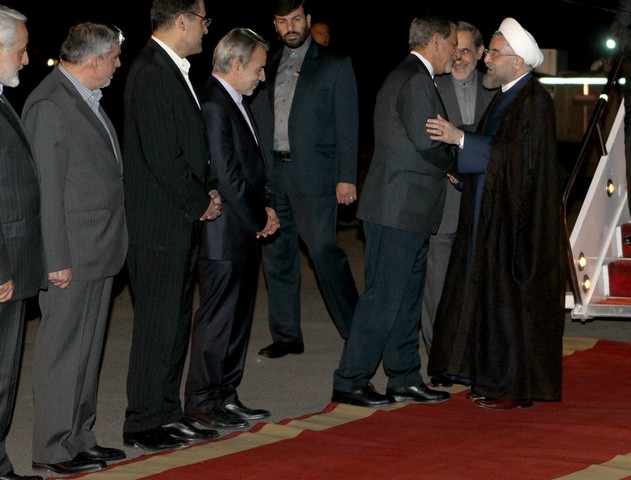 بازگشت روحانی به تهران (عکس)