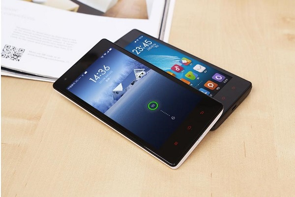 ایرانی‌ها را به موبایل چینی عادت می‌دهیم