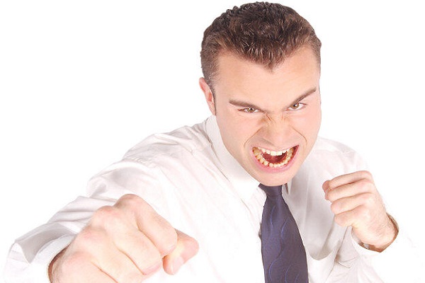 دلیل رفتارهای عصبی مردان مشخص شد دلیل رفتارهای عصبی مردان مشخص شد