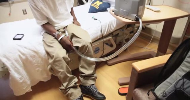 زندگی 17 ماهه با قلبی در کوله پشتی! زندگی 17 ماهه با قلبی در کوله پشتی!