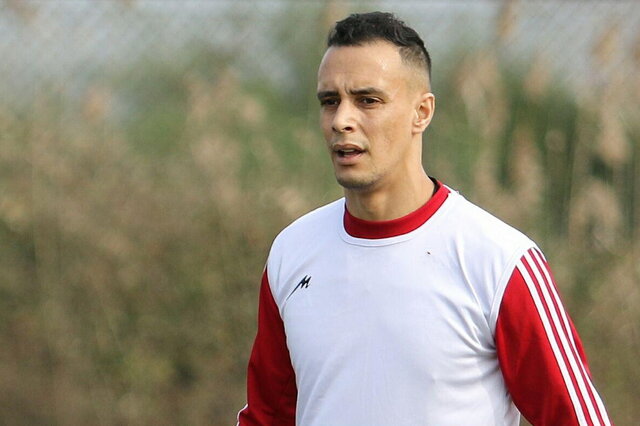 مهاجم الجزایری