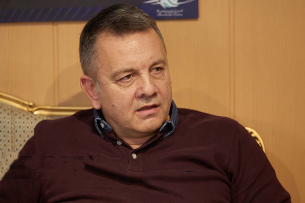 سرمربی تیم ملی والیبال: آمریکا باید با ایران همکاری کند