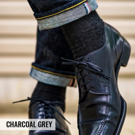 راهنمای ست کردن جوراب با کفش و لباس